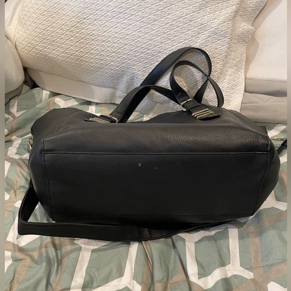 Steve Madden black large tote purse with built in bag with many zippers - Picture 3 of 12